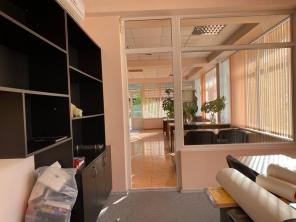 Аренда офисного помещения на первой линии в Кишиневе. 156 м2